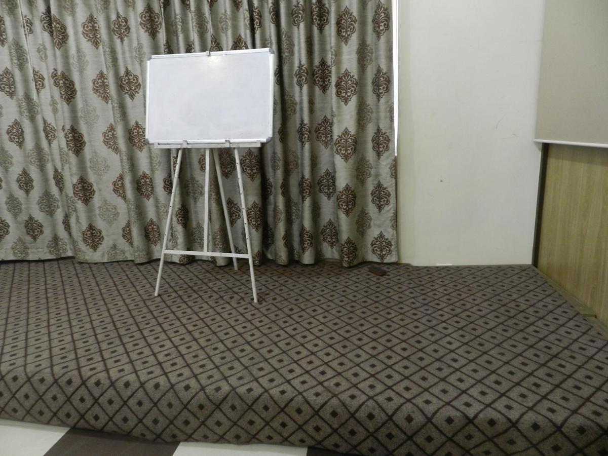 Hotel K Square Kolhapur Exterior photo
